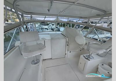 Henriques 35 Express Motorboat 2000, with Volvo Penta engine, Virgin Islands