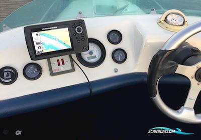 Hilter Royal 840 Flybridge Motorboat 2007, with Volvo Penta 5,7 GXI engine, Germany