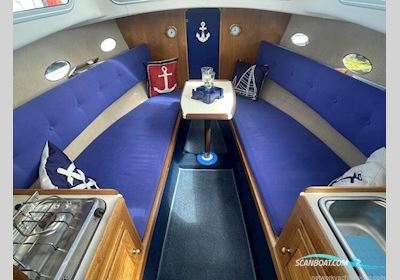 Hunter Landau 20 Motorboat 2001, with Mariner engine, United Kingdom