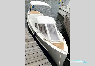 Hwila 25 PicNic Motorboat 2019, with Torqeedo  Cruise 10.0 FP engine, Sweden