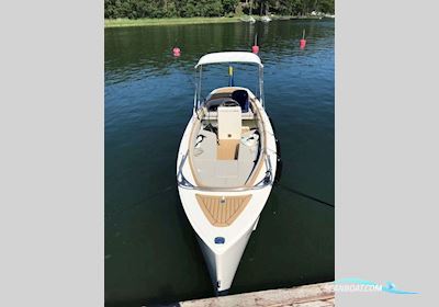 Hwila 25 PicNic Motorboat 2019, with Torqeedo  Cruise 10.0 FP engine, Sweden