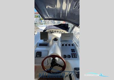 Innovazioni e Progetti Mira 40 Motorboat 2000, with Volvo Penta Kad 44 engine, Italy