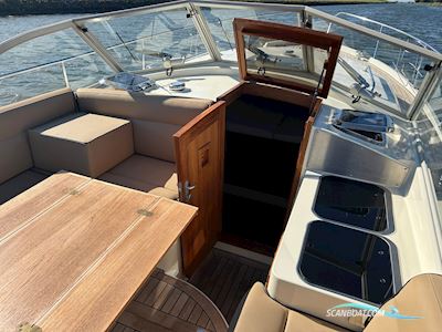 Intercruiser 29 Motorboat 2013, with Volvo Penta engine, The Netherlands