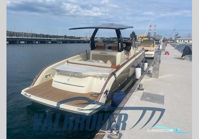 Invictus GT320 Motorboat 2023, with Volvo Penta V8 engine, Italy