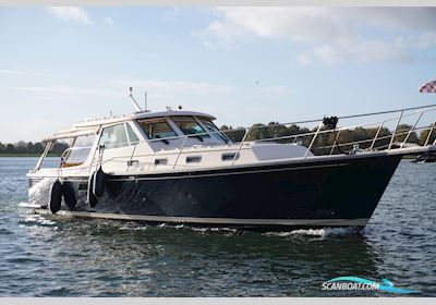 Island Packet Craft 360 Express Motorboat 2004, with Yanmar engine, The Netherlands