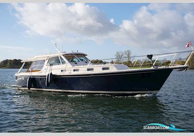 Island Packet Craft 360 Express Motorboat 2004, with Yanmar engine, The Netherlands