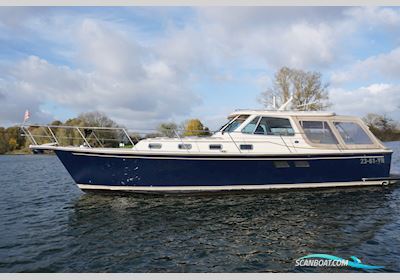 Island Packet Craft 360 Express Motorboat 2004, with Yanmar engine, The Netherlands