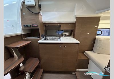 Jeanneau Cap Camarat - 10.5 WA Motorboat 2019, with Suzuki engine, The Netherlands