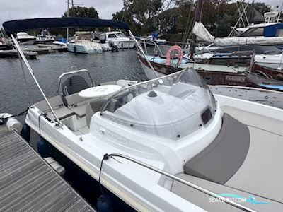 Jeanneau Cap Camarat 5.5 WA Motorboat 2016, with Yamaha F80Belt engine, United Kingdom