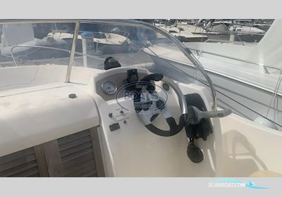 Jeanneau Cap Camarat 635 CC Style Motorboat 2008, with Suzuki engine, France