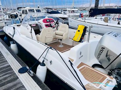 Jeanneau Cap Camarat 715 Motorboat 2008, with Honda engine, Ireland