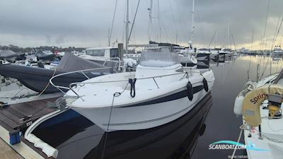Jeanneau Cap Camarat 8.5 CC Motorboat 2015, with Yamaha F300 Betu V6 4.2L engine, United Kingdom