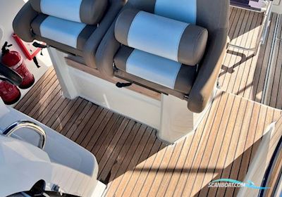 Jeanneau Cap Camarat 8.5 WA Motorboat 2013, with Yamaha engine, France