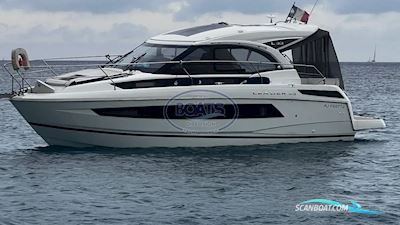 Jeanneau Leader 33 Motorboat 2020, with Volvo engine, France