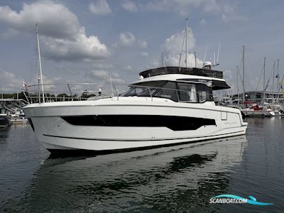 Jeanneau Merry Fisher 1295 Fly Motorboat 2025, with Yamaha engine, United Kingdom