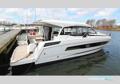 Jeanneau NC 37  Motorboat 2020, with Volvo Penta  engine, Denmark