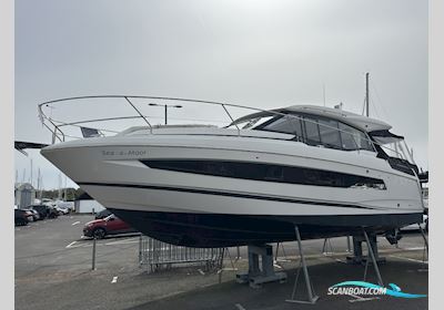 Jeanneau NC 37 Motorboat 2022, with Mercury engine, United Kingdom