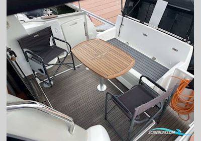Jeanneau NC 9 Motorboat 2013, with Volvo engine, Ireland