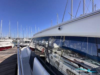 Jeanneau NC9 Motorboat 2015, with Volvo Penta D4 engine, United Kingdom