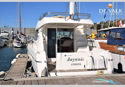 Jeanneau Prestige 32 Motorboat 2003, with Volvo Penta engine, Portugal