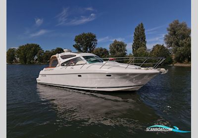 Jeanneau Prestige 34S HT Motorboat 2005, with Volvo engine, The Netherlands