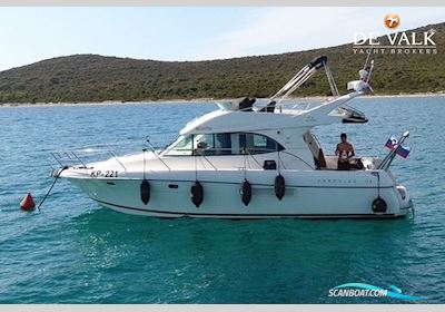 Jeanneau Prestige 36 Motorboat 2002, with Volvo engine, Slovenia