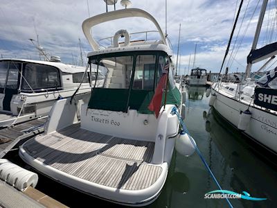Jeanneau Prestige 36 Motorboat 2006, with Volvo Penta engine, United Kingdom