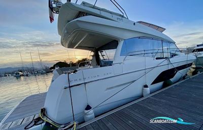 Jeanneau Prestige 520 Fly Motorboat 2020, with Volvo Penta D6 480 Ips650 engine, France