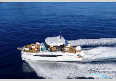 Jeanneau TH33 Motorboat 2026, with Yamaha F300 Xsb2 engine, United Kingdom