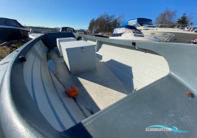 Jolle M. Nyere Diesel Motorboat 1980, with Nanni N2 engine, Denmark
