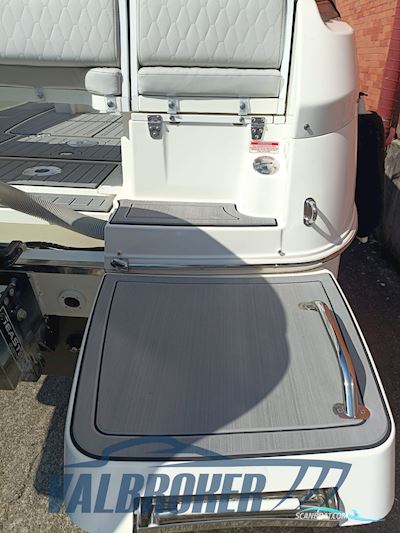 Karnic 702 SL Motorboat 2018, with Selva Fin Whale engine, Italy