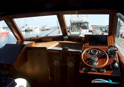 Kiel Classic 33 Motorboat 2007, with Volvo Penta D6 engine, Germany