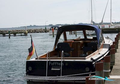 Kiel Classic 33 Motorboat 2007, with Volvo Penta D6 engine, Germany