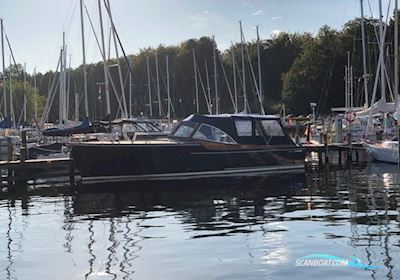 Kiel Classic 33 Motorboat 2007, with Volvo Penta D6 engine, Germany