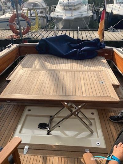 Kiel Classic 33 Motorboat 2007, with Volvo Penta D-6 engine, Germany