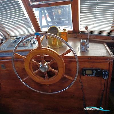 Klassiek Motorjacht - Directievaartuig Motorboat 1926, with Ford - Leyland Thornycroft engine, The Netherlands