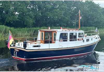 Klaverviervlet 950 OKAK Motorboat 1975, with Samofa engine, The Netherlands