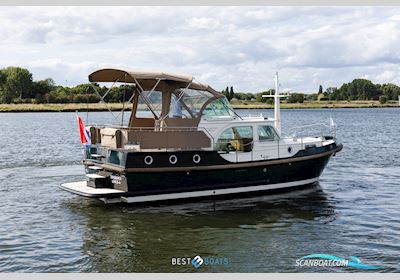Linssen Classic Sturdy 32 AC Motorboat 2014, with Volvo Penta is Een Zweeds Merk Dat Wereldwijd Bekendstaat om Betrouwbare en Krachtige Scheepsmotoren en Aandrijfsystemen. Ze Leveren Zowel Diesel- al engine, The Netherlands