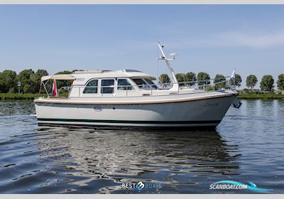 Linssen Grand Sturdy 29.9 Sedan Motorboat 2010, with Volvo Penta is een toonaangevende fabrikant van maritieme motoren en aandrijfsystemen. Het merk staat bekend om zijn betrouwbare en krachtige motoren engine, The Netherlands