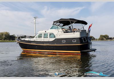 Linssen Grand Sturdy 380 AC Motorboat 2006, with Vetus-Deutz is een robuuste, onderhoudsvriendelijke marine-dieselmotor waarin de beproefde Deutz-techniek is gecombineerd met Vetus’ maritieme expert engine, The Netherlands