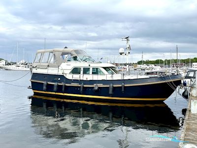 Linssen Grand Sturdy 430 AC Motorboat 2001, with Volvo Penta
 engine, Denmark