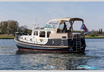 Linssen St. Jozef 1050 Salon AK-L Motorboat 1986, with Volvo Penta is Een Toonaangevende Fabrikant Van Maritieme Aandrijfsystemen, Waarbij Betrouwbare en Efficiënte Motoren Zorgen Voor Krachtige, Duurzame engine, The Netherlands