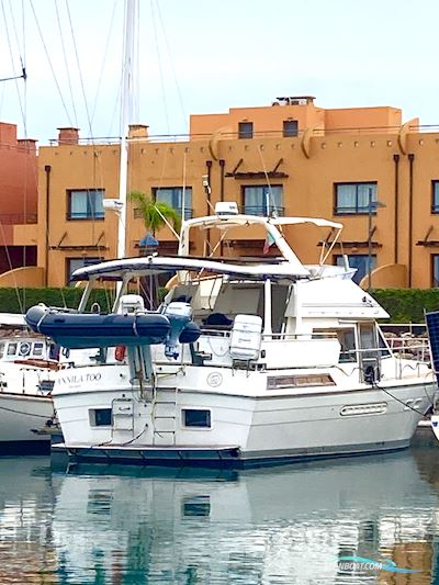 Live Aboard And Well Maintained Cruising Motor Yacht Motorboat 1991, with 2 * Caterpillar 3208 engine, Portugal