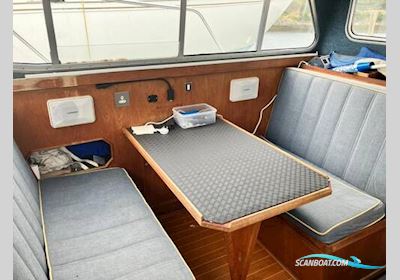 Lochin 333 Motorboat 2000, with Caterpillar engine, Ireland