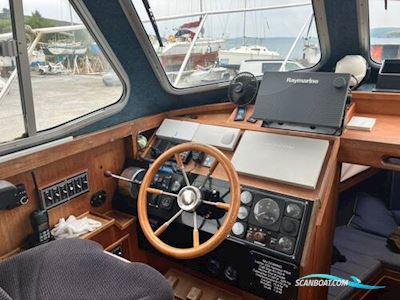 Lochin 333 Motorboat 2000, with Caterpillar engine, Ireland