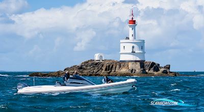Lomac GRAN TURISMO 10.5 Motorboat 2019, with YAMAHA Twin V8 F350 AETX engine, France