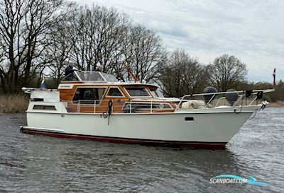Lowland Fantasia DS Motorboat 1979, with Ford engine, The Netherlands
