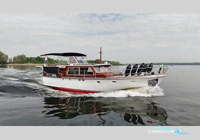 Lowland Rondspant Kruiser 13.00 AK Cabrio Motorboat 1974, with Vetus Deutz engine, The Netherlands