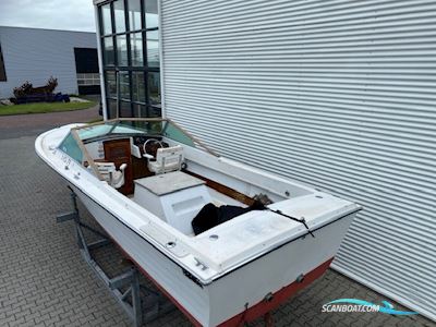 Lyman 24 Sportsman Motorboat 1980, with Chrysler engine, The Netherlands