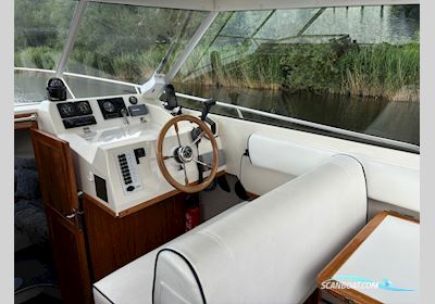 Marex 277 Holiday Motorboat 1994, with Volvo Penta Diesel engine, The Netherlands